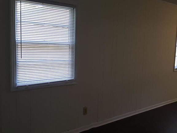 5th image of 2921 Driftwood Dr