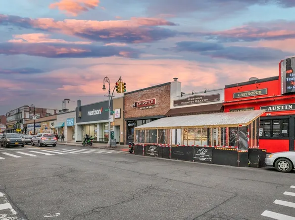 104-60 Queens Boulevard image 17 of 21