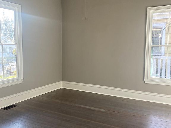 4th image of 661 Gillette Ave SW