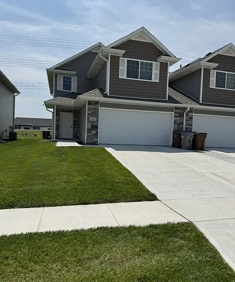 865 Desert Vista Dr — Photo 1