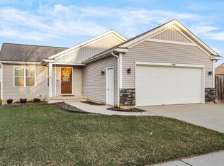 11695 Brookridge Dr, Allendale, MI 49401