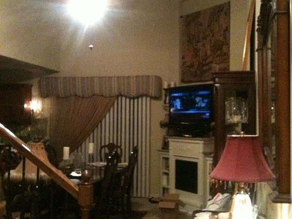 3rd image of 1760 N Chestnut Ave