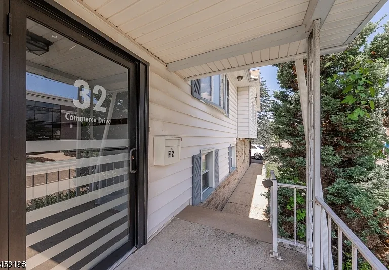 32 Commerce Dr #2 — Photo 13