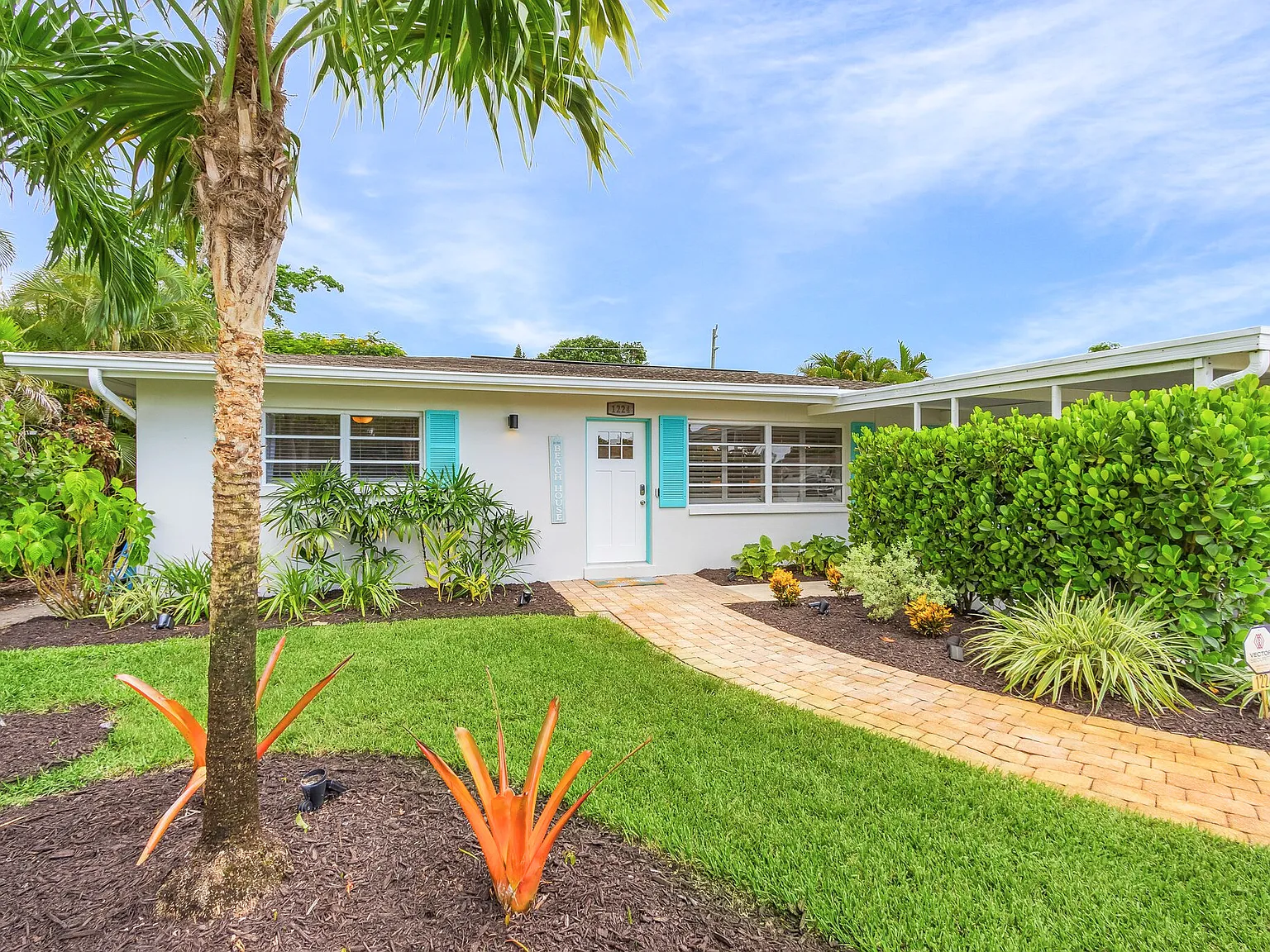 3 bed, 1472 sqft, $11,500 — Photo 3
