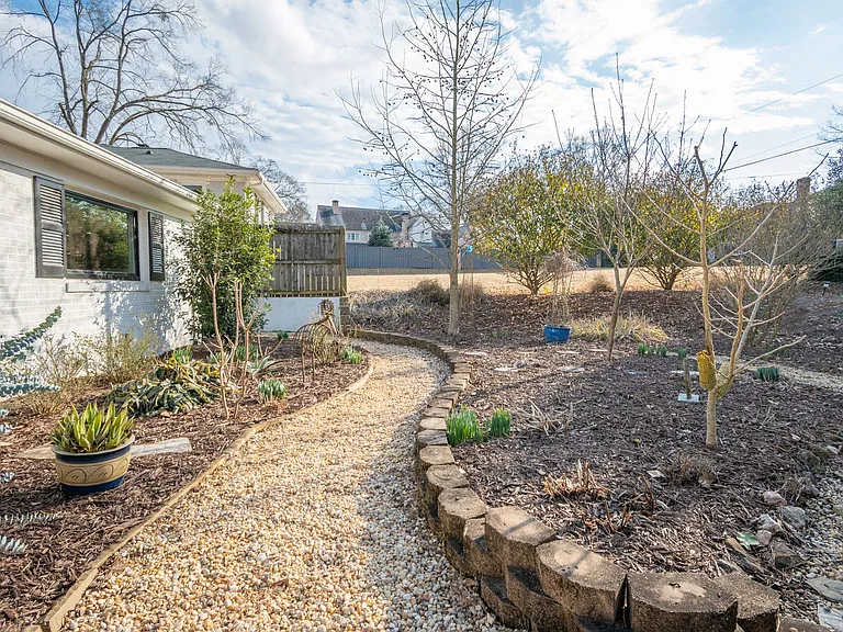119 Fortson Cir — Photo 7