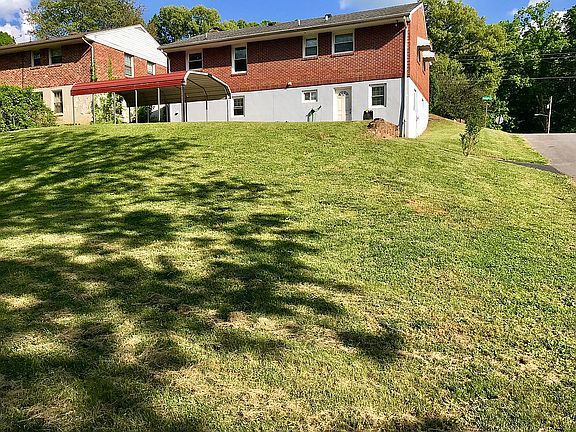 5th image of 4633 Oakdale Dr