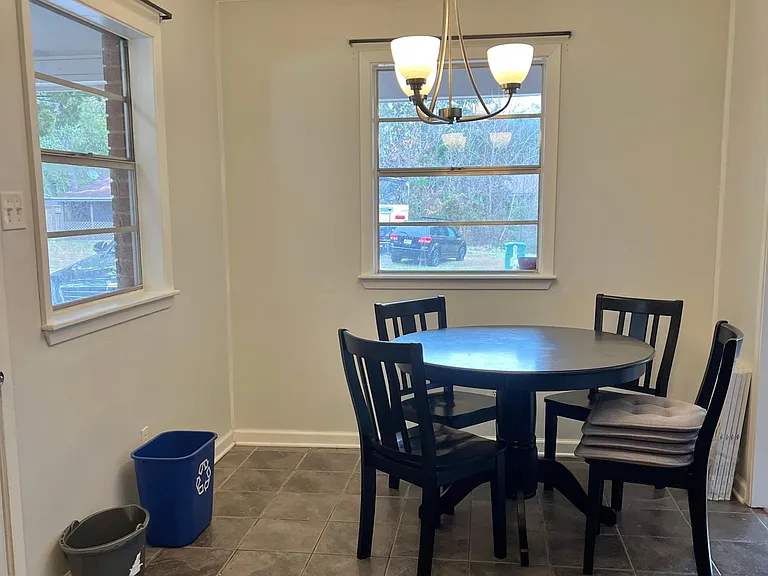 226 Hunter Dr — Photo 5