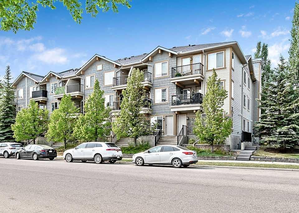 1st image of 21 McKenzie Towne Gate SE #2