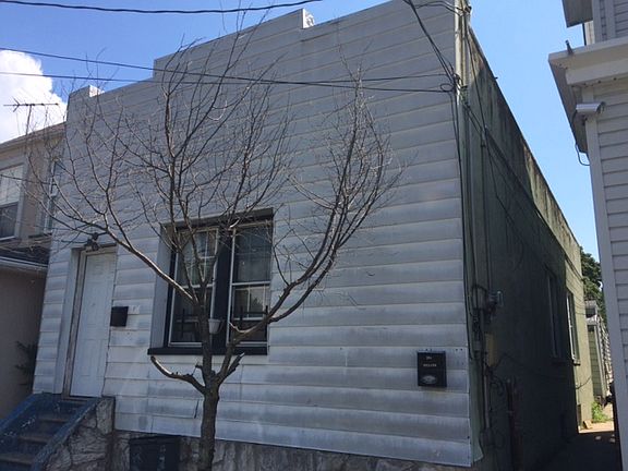 2nd image of 294 Saint Marys Ave