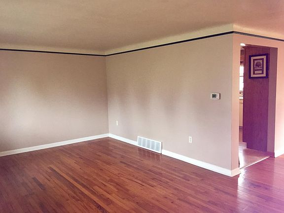 4th image of 1185 Mellie Ave