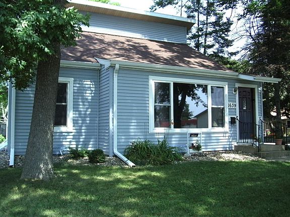 3rd image of 1639 1st Ave N