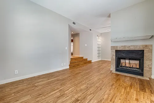 3901 Travis St #107 Photo 1