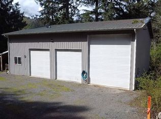 30 Trout Ln, Brinnon, WA 98320