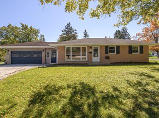 N87W17919 Queensway St, Menomonee Falls, WI 53051