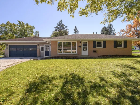 N87W17919 Queensway COURT, Menomonee Falls, WI 53051