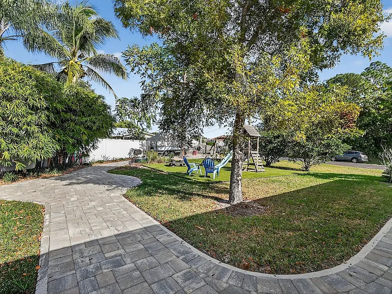 3221 SE Quay St — Photo 30