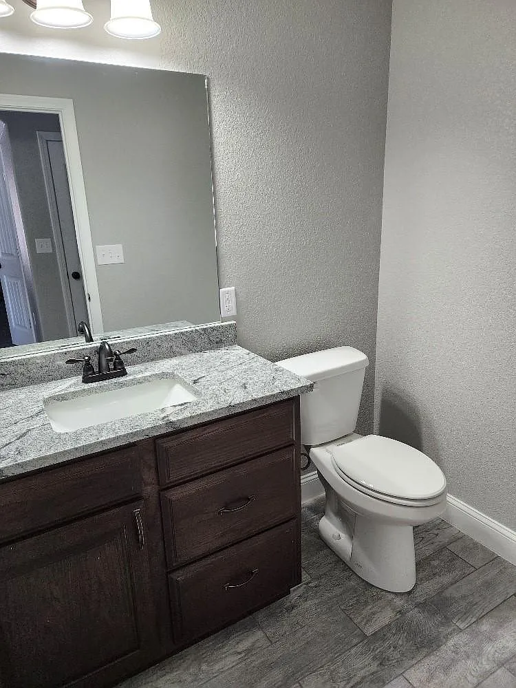 4 bed, 2.5 bath, $1,350 — Photo 3