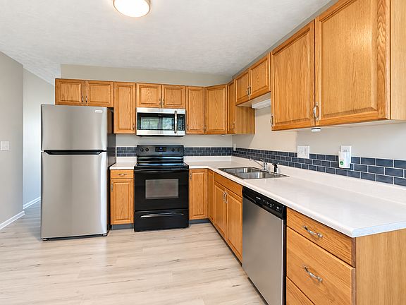 5th image of 2801 N Routiers Ave
