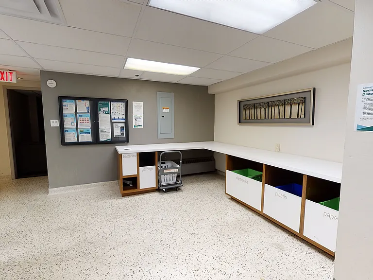 88 Redpath Avenue — Photo 11