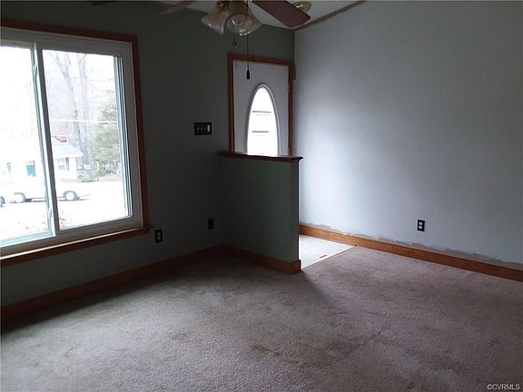 5th image of 7431 Lakeshore Dr