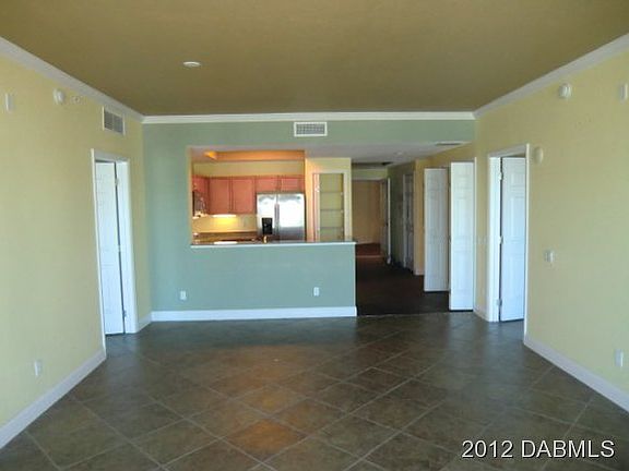 4th image of 2 Oceans Blvd #1808