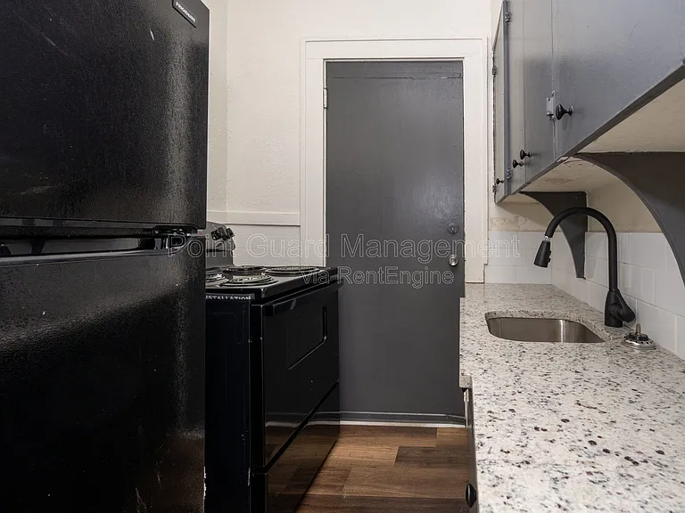 423 N Emporia Ave #2 — Photo 11