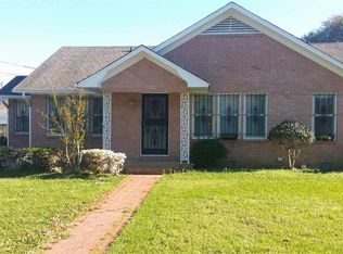 608 Lee Ave, Crystal Springs, MS 39059