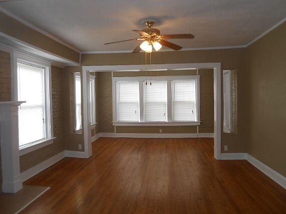 2nd image of 4031 Harrison St APT 2S