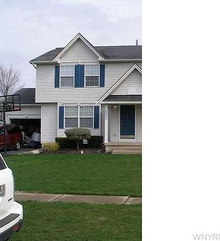 1st image of 3358 Queens Ln