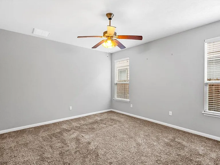 9413 Tanager Way — Photo 15
