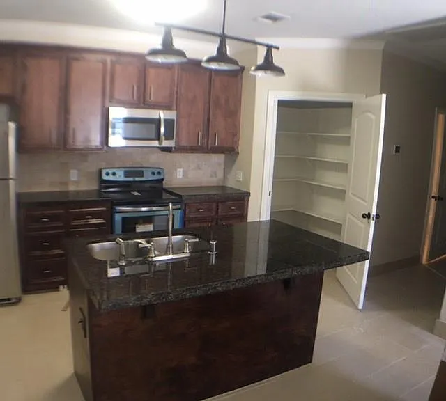 3730 Boettcher Dr #303 — Photo 2