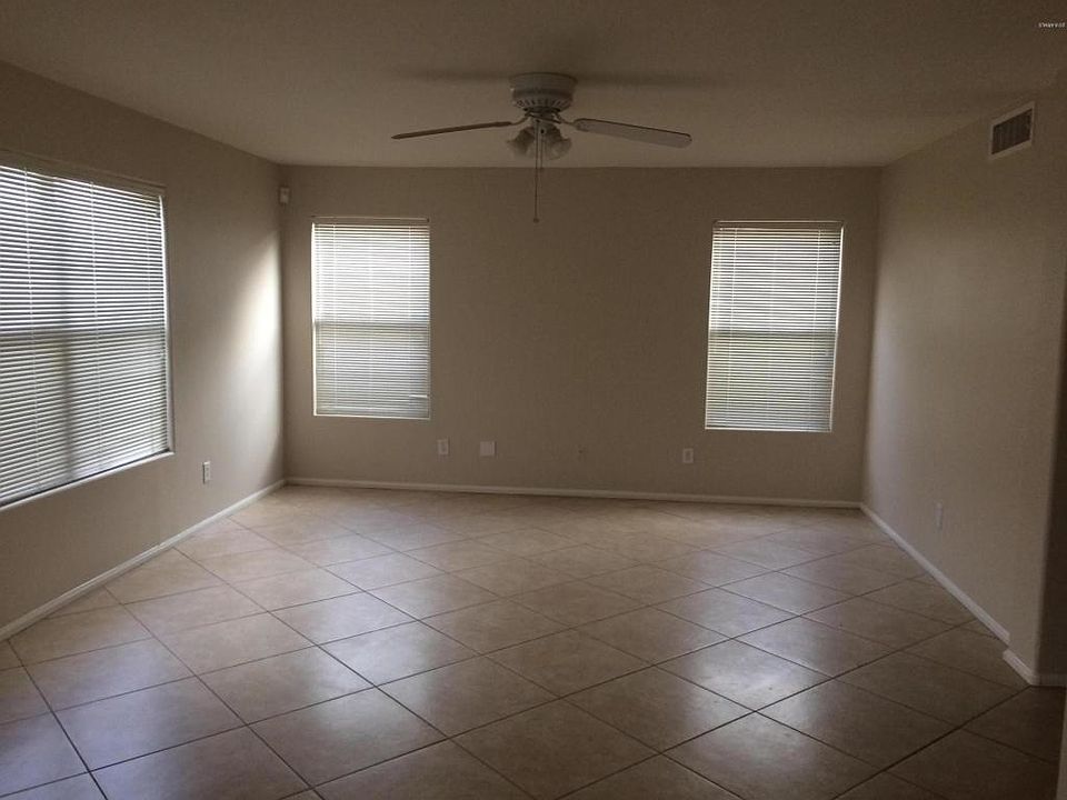 family-room-2