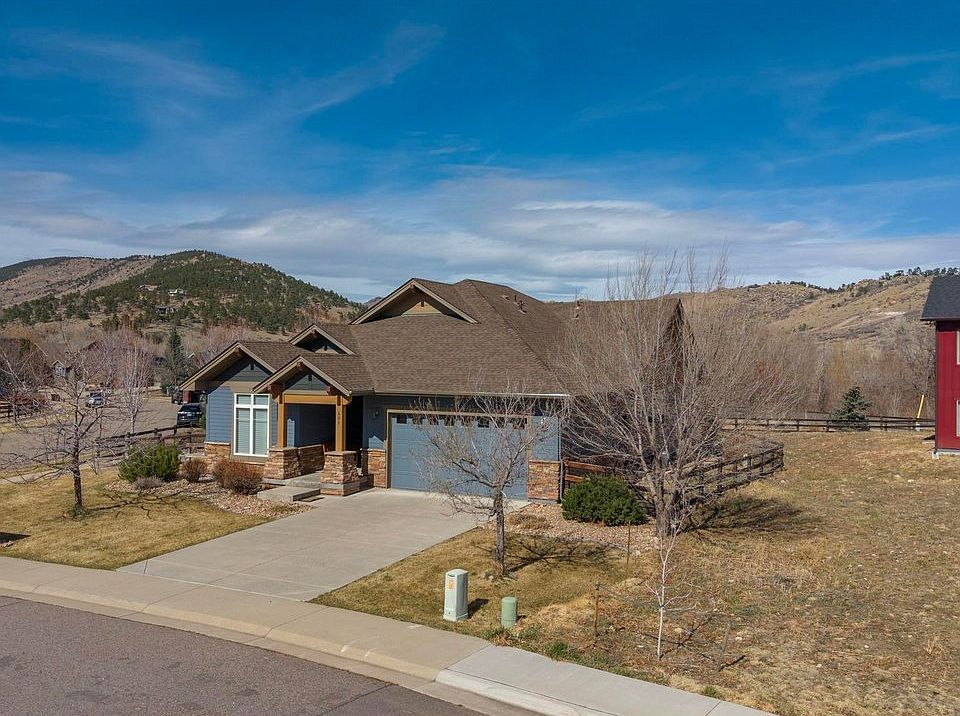 1st image of 400 Carter Dr