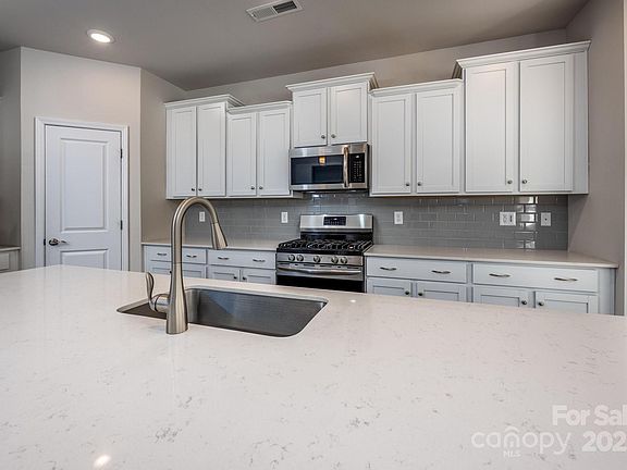 5th image of 242 White Apple Way