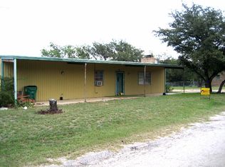 609 E Labadie Ave, De Leon, TX 76444