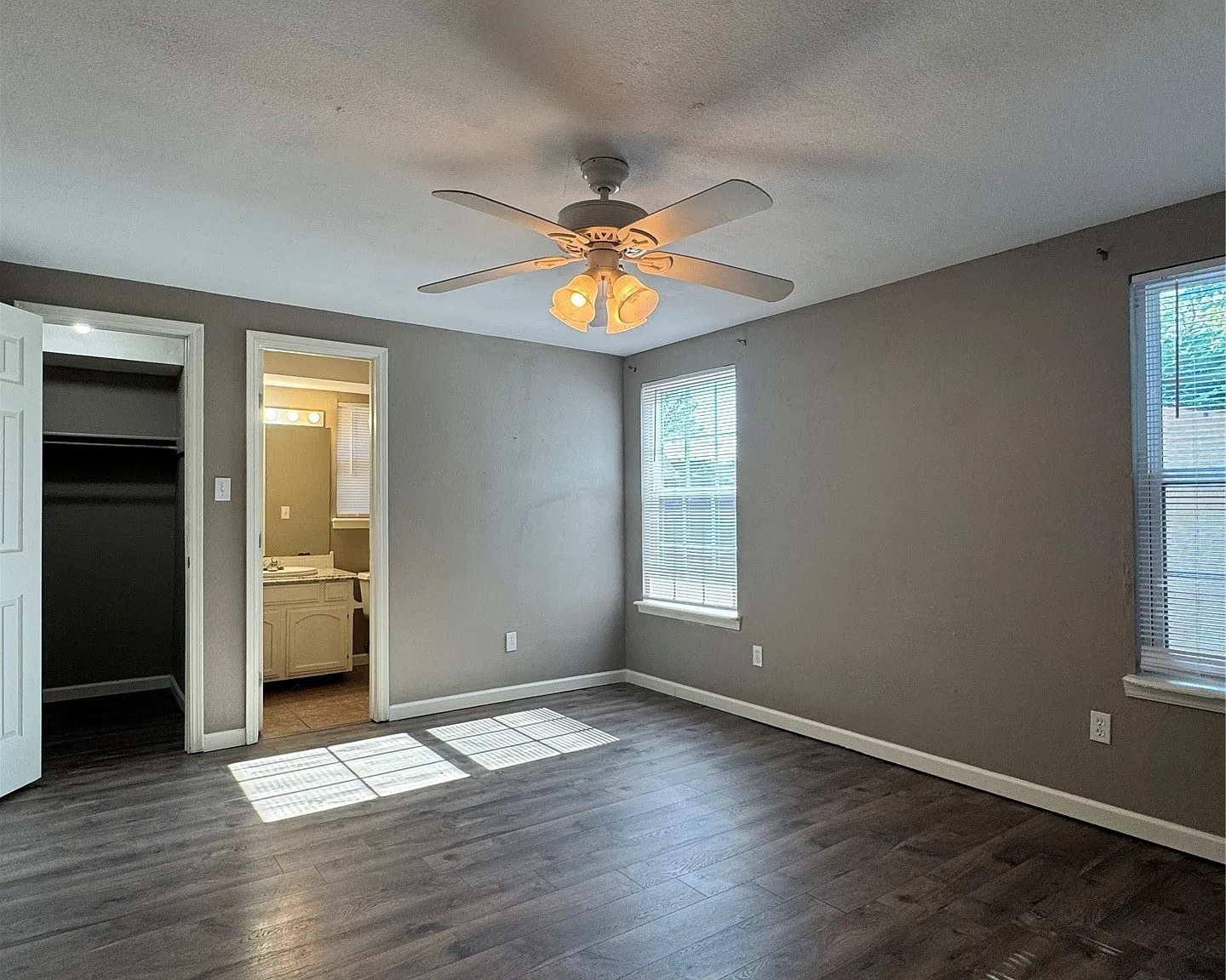 3 bed, 2.0 bath, 1192 sqft, $1,475 — Photo 4