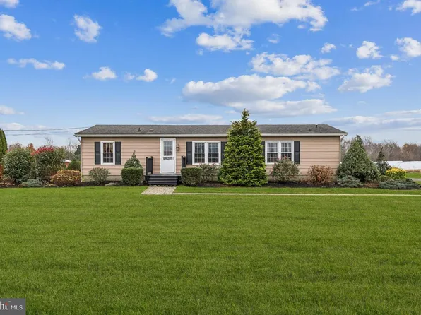 135 Coleman Rd, Elmer, NJ 08318