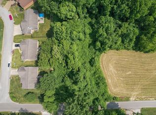 5615 Dogwood Ln, Evansville, IN 47712