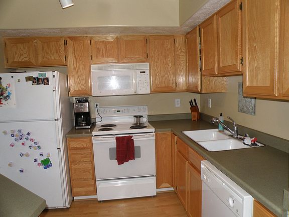 2nd image of 6879 Florentine Way