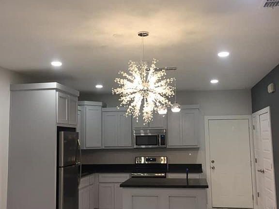 4th image of 2101 Taxco Ct #1