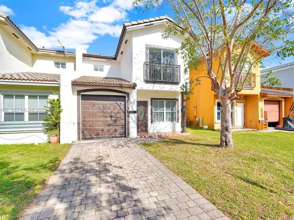 636 SW 7th Ter, Florida City, FL 33034