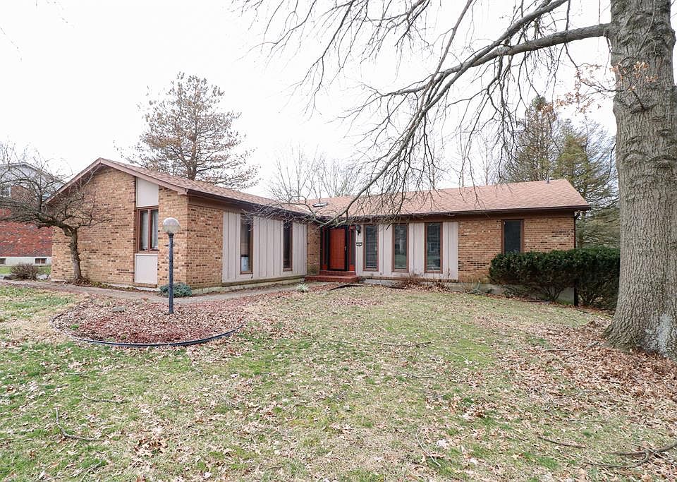 1st image of 10437 Gateway Dr