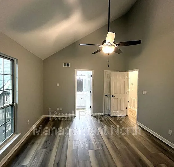 3030 Steeplechase Dr — Photo 17