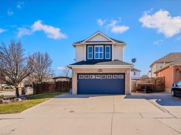 11 Acorn Way, Cambridge, ON N1R 8M3