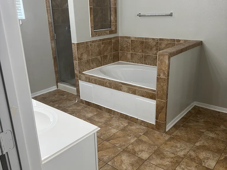 8614 Briar Oaks Ln — Photo 9