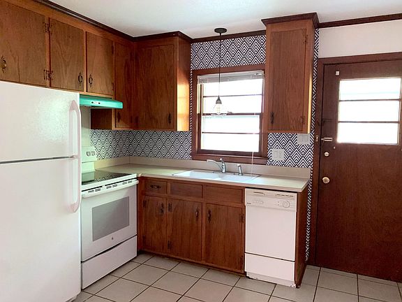 Totally retro kitchen! (except you get a smooth top stove and dishwasher)