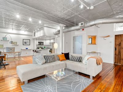 116 Lincoln St APT 3C, Boston, MA, 02111