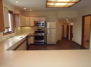 440 N Racine Ave, Chicago, IL 60642