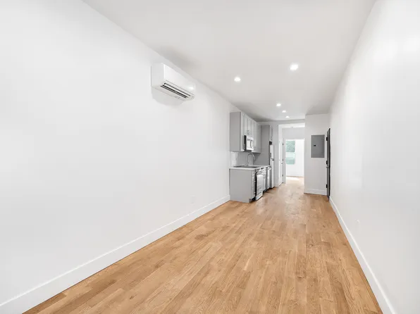 97 Newel Street image 2 of 11