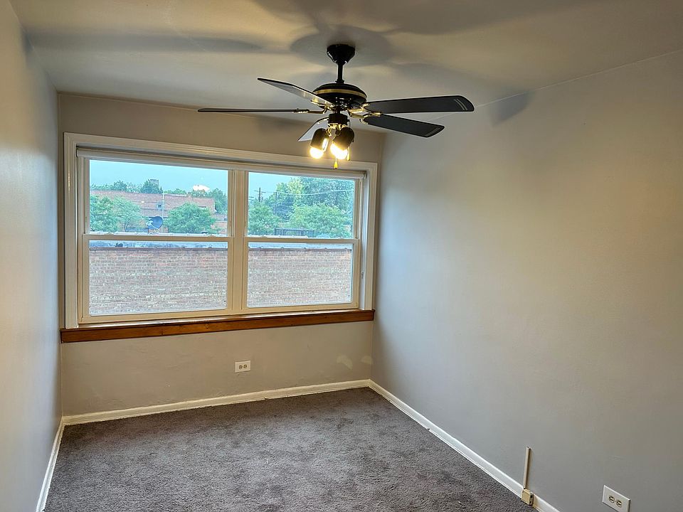 2nd image of 8547-8551 Stony Island Ave #2N